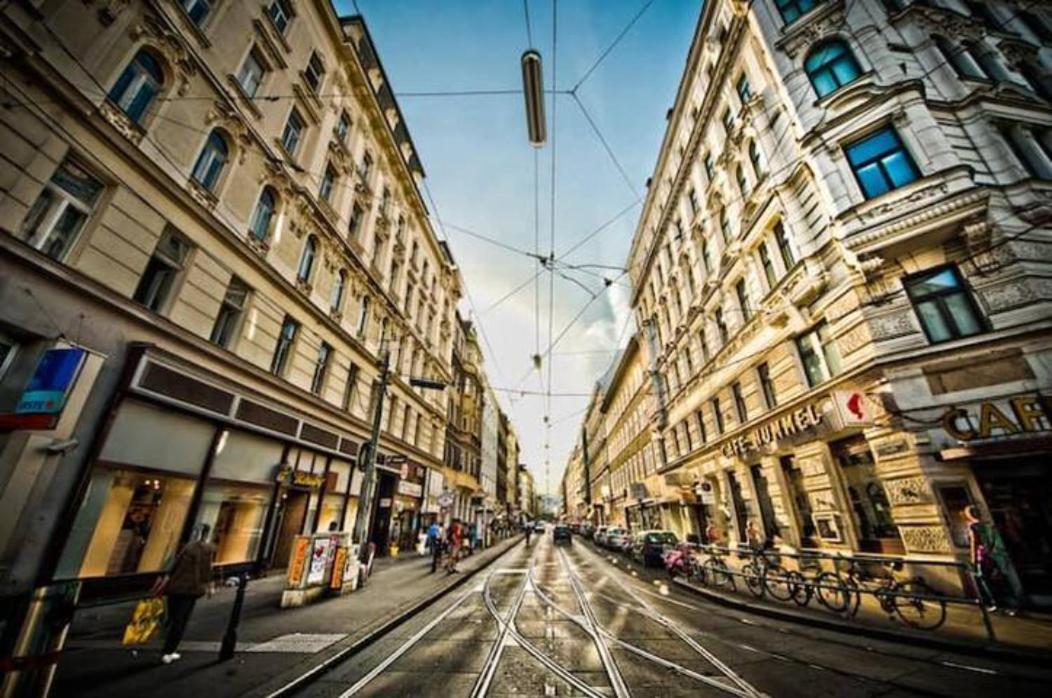 Urban Living Josefstadt - Roadhouse Aparthotel Wien